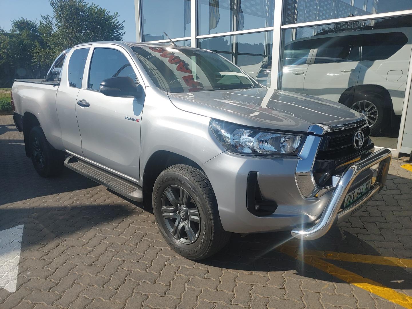 Toyota Hilux 2.4GD6 RB Extended Cab for sale in North West.
