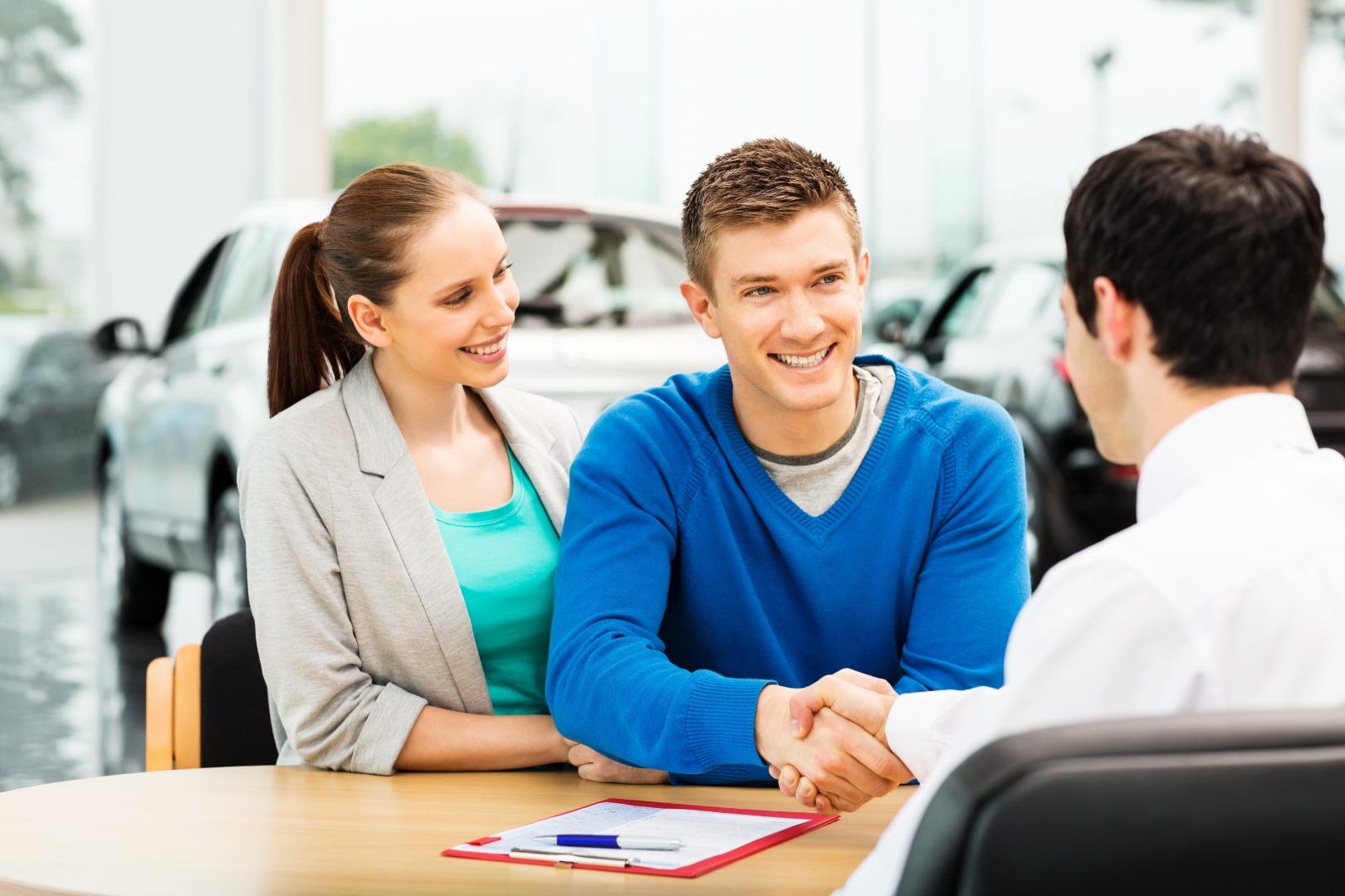 How does the interest rate cut affect your car payment? Buying a Car