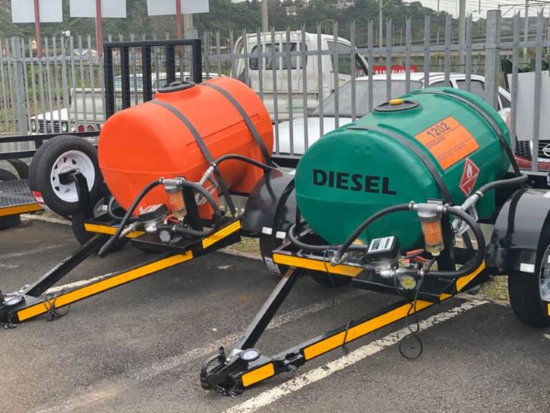 FUEL TRAILERS 1000L Plastic Water tanker with brakes for sale in Durban