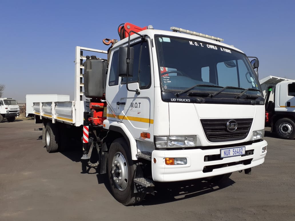 Motor Deal Trucks Showroom Motor Deal Trucks