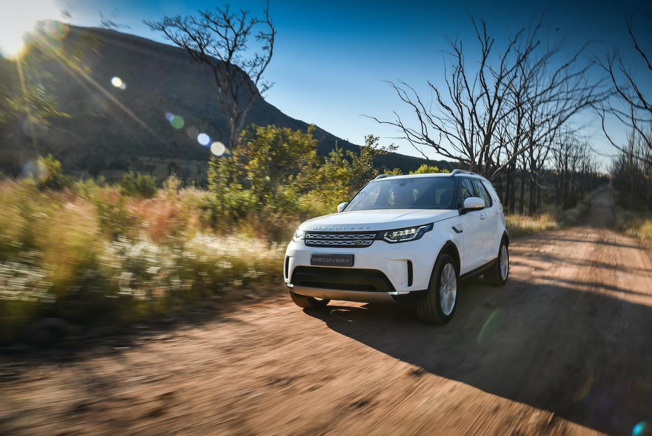 Land Rover Discovery vs Volkswagen Touareg vs Audi Q7 which one has