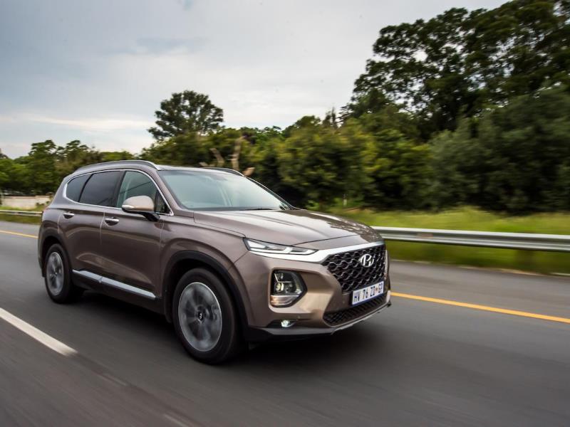 Hyundai shakes up its 2018 Sante Fe A story about grace, style and