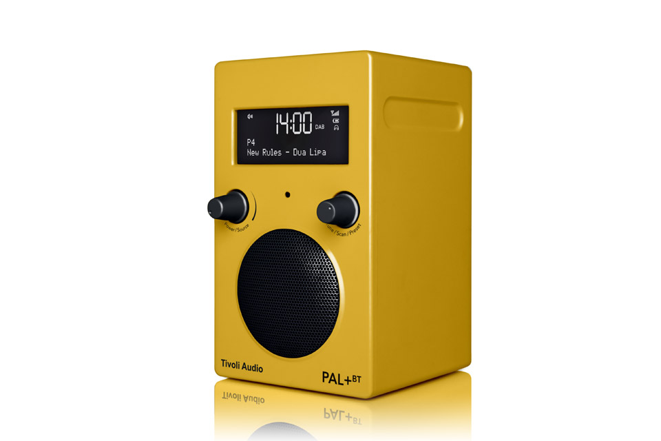 Tivoli Audio PAL+ BT Gen. 2 bærbar radio med DAB+, hvid