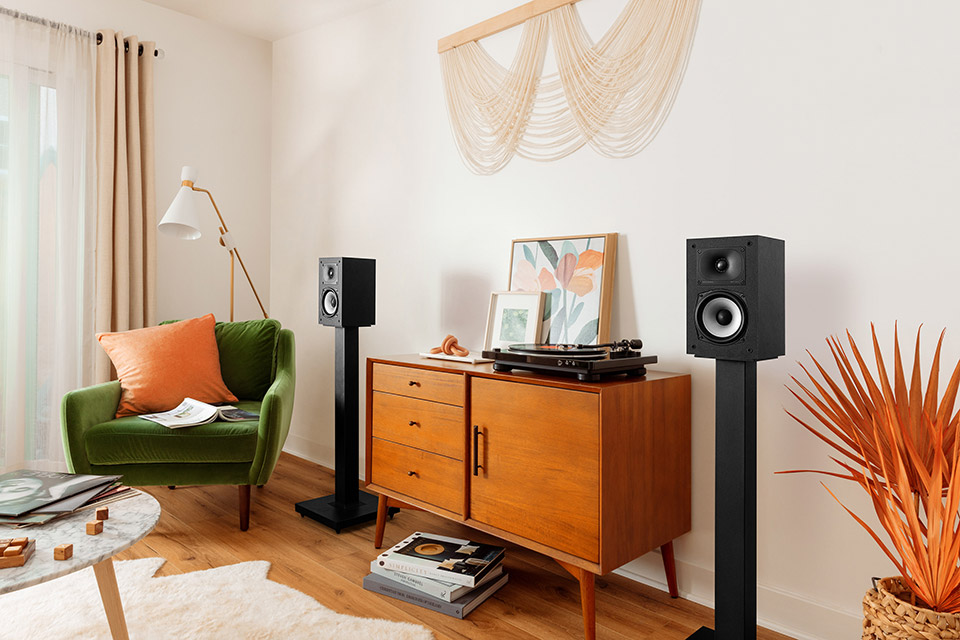 Polk Audio Monitor XT15 speakers