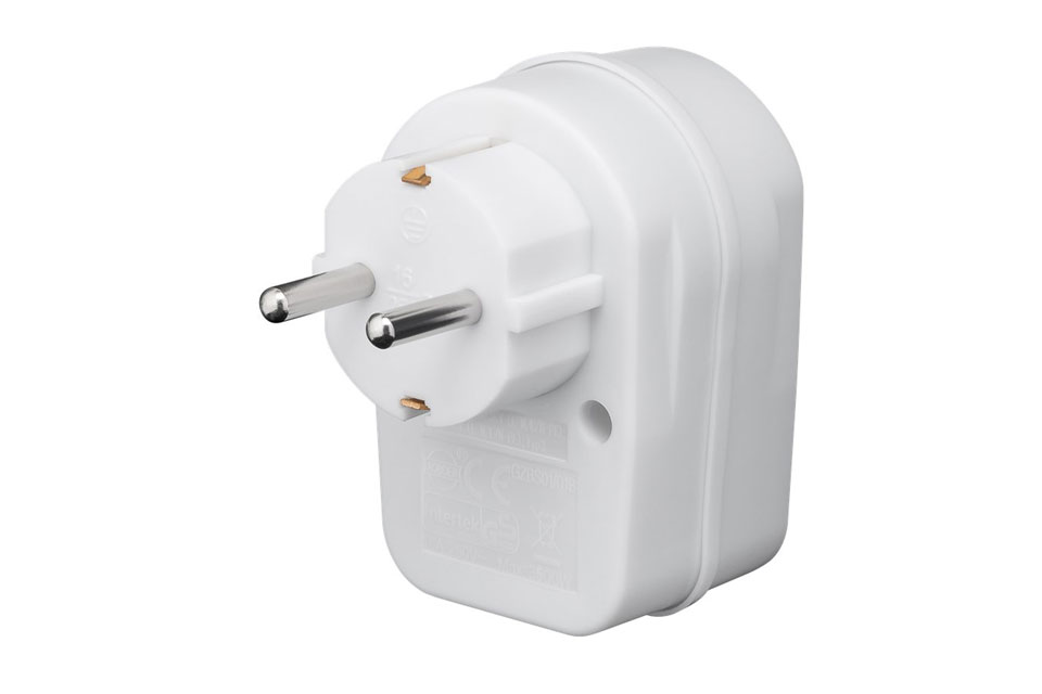 230V Surge-protected plug adapter