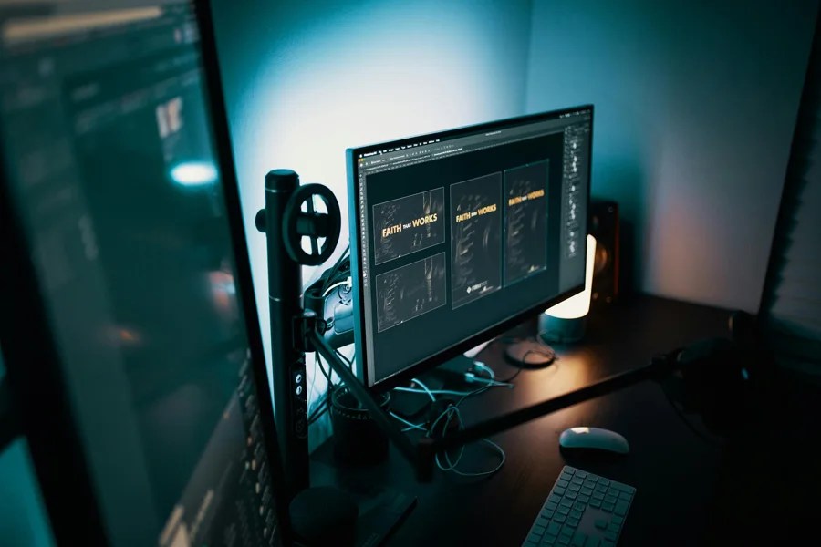 Review Analysis of Amazon’s Hottest Selling Gaming Monitors in the USA(03)