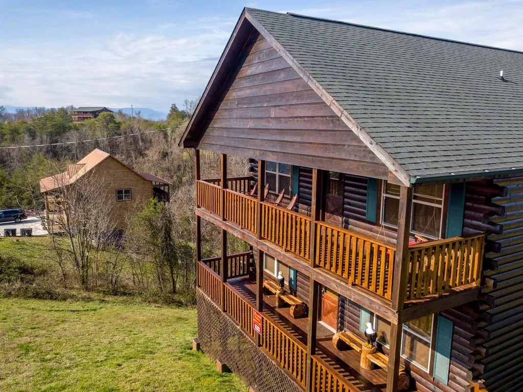 Eagles View — Mountain Time Cabin Rentals
