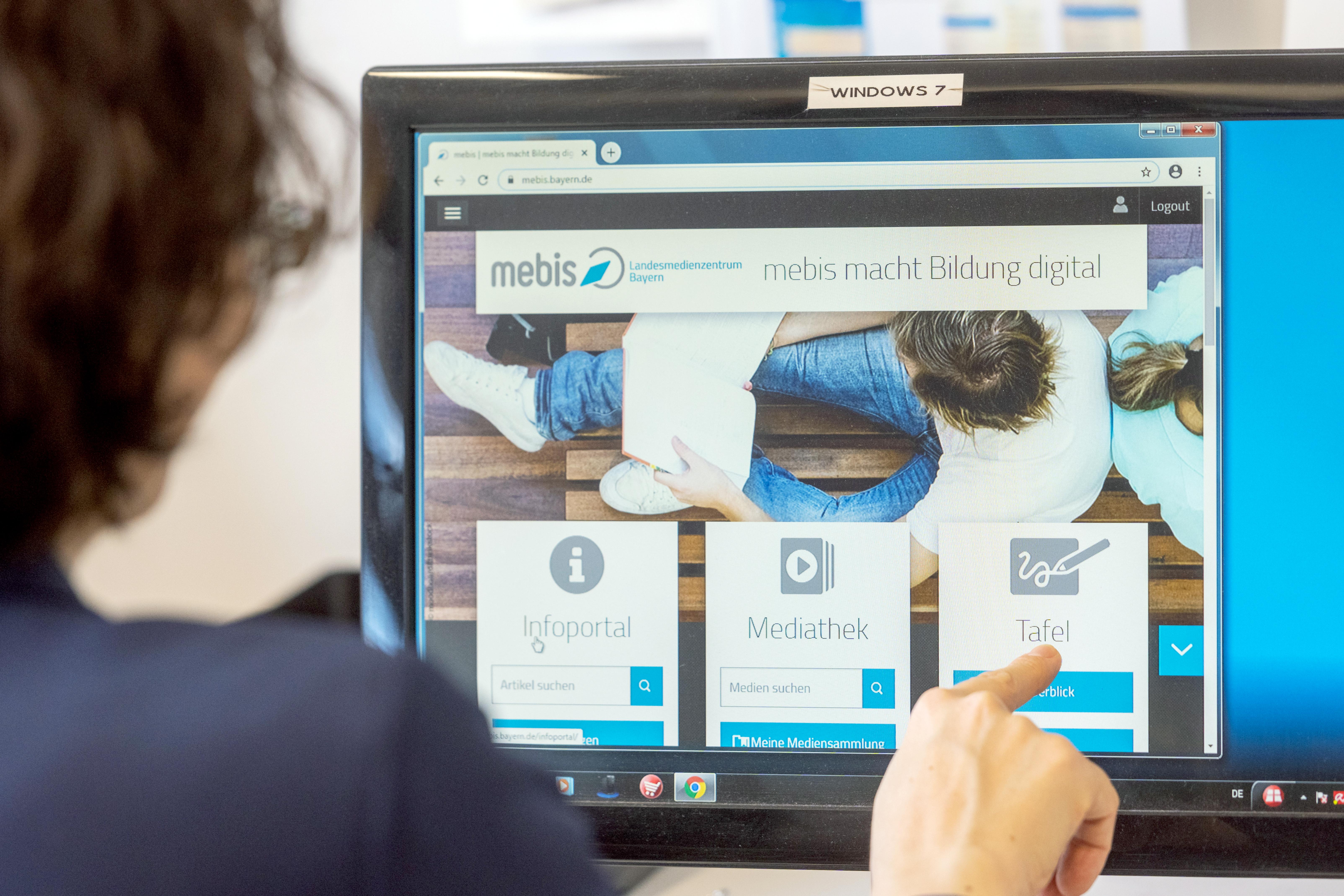 Schulstart Mebis läuft besser Zeitweise wieder Probleme BR24