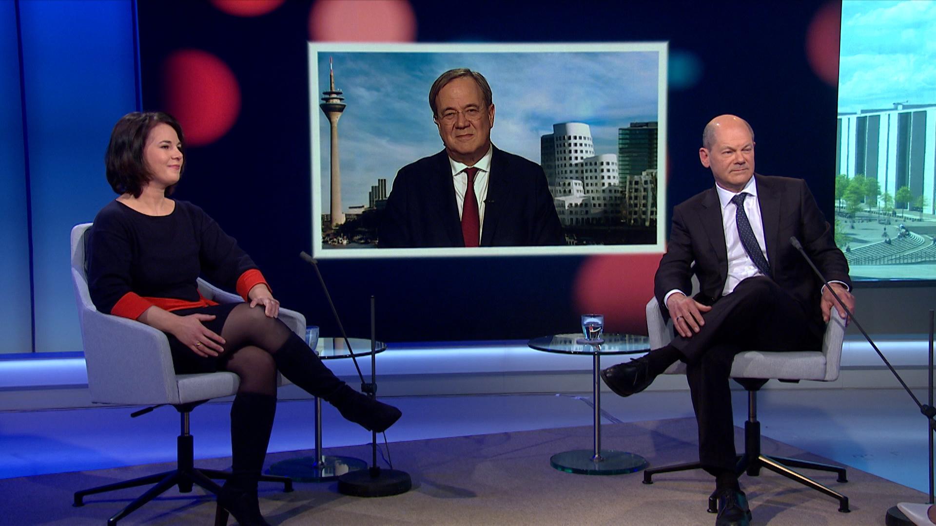TVDebatte mit Baerbock, Laschet und Scholz Eine dominiert BR24