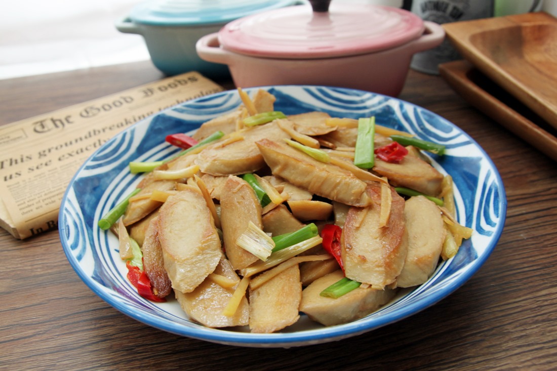 【食譜】薑絲炒麵腸，煎得恰恰的麵腸，無敵好吃！