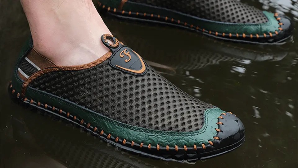 A Comprehensive Guide Aqua Socks Vs. Water Shoes Calceus