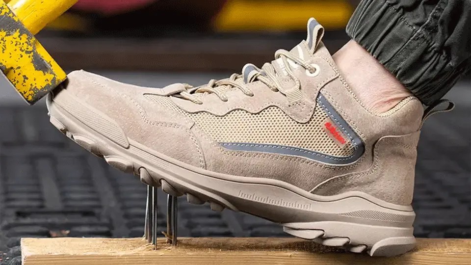 Why Are Safety Shoes So Expensive? Calceus