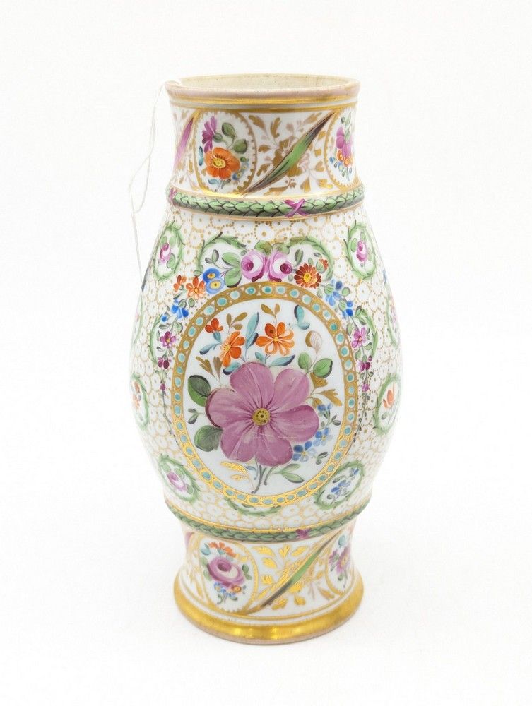 Meissen porcelain vase, 19th century vase decorated with hand