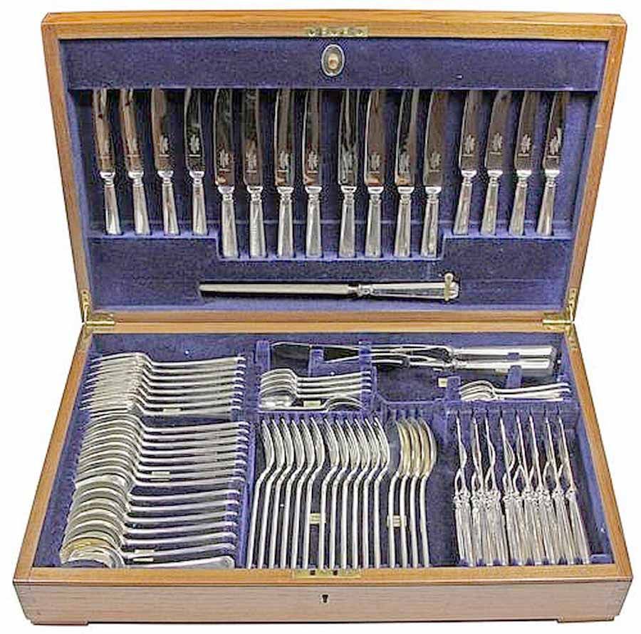 Mappin & b Silver Plated Cutlery Set with Extras Flatware/Cutlery