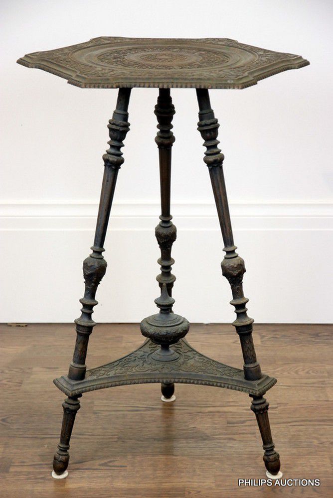 Magdesprunger Cast Iron Tripod Table, 1890 Decorative Garden
