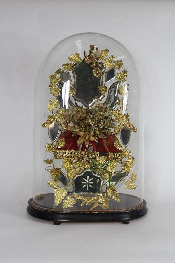 French Marriage Dome with Velvet Cushion and Gilt Decoration Marriage