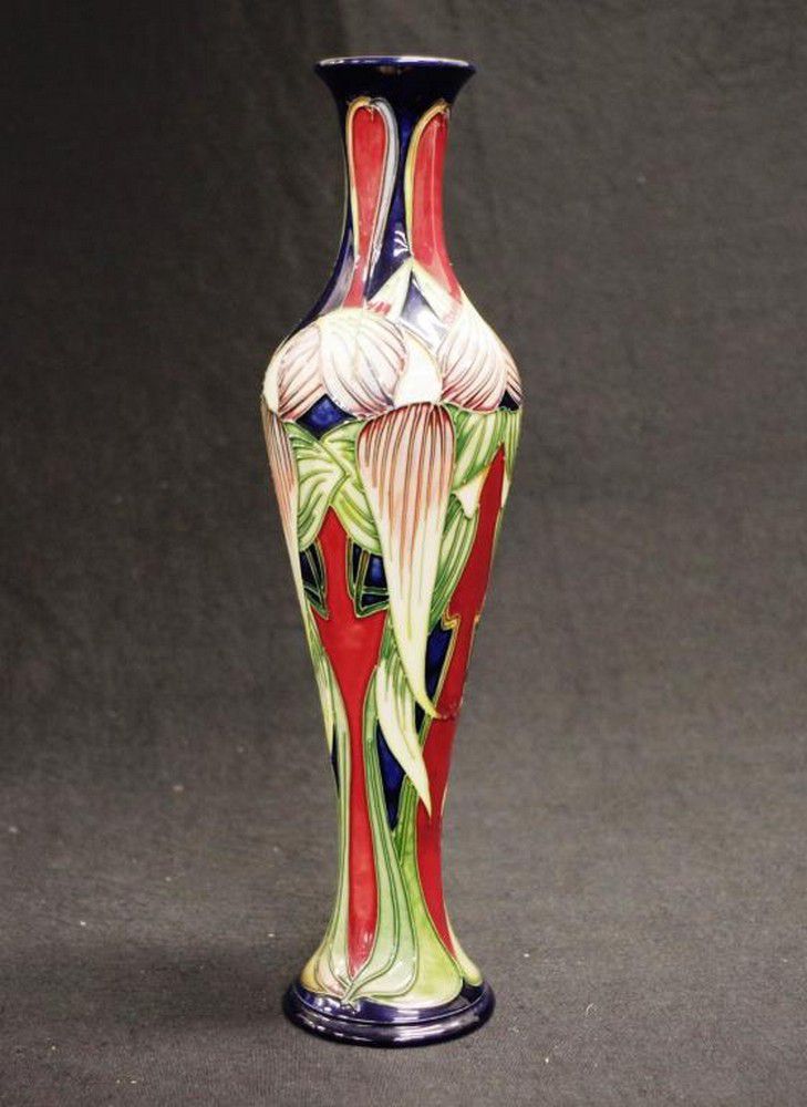 Signed Moorcroft Trinity Vase with Box Moorcroft Ceramics