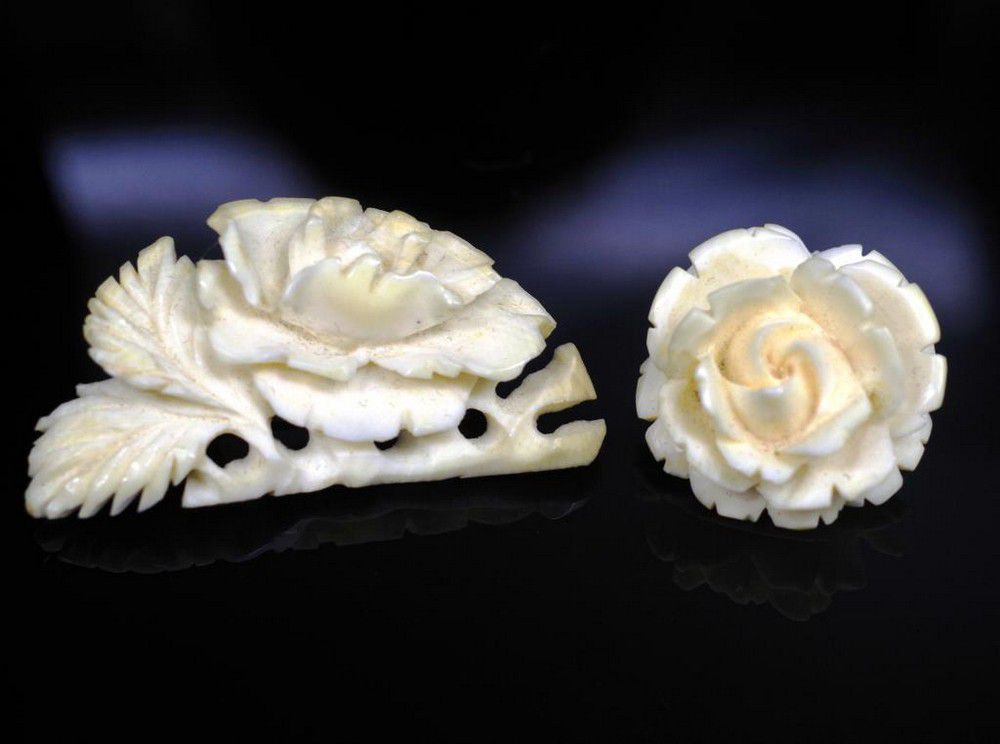 1960 Carved Ivory Brooches No Export Brooches Jewellery