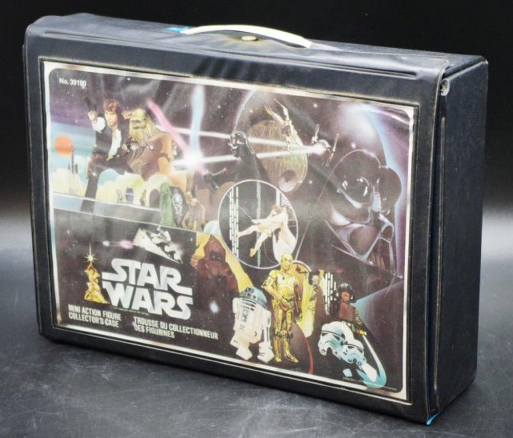 Vintage Star Wars Collectors Case with 39 Figures Movie & TV Star