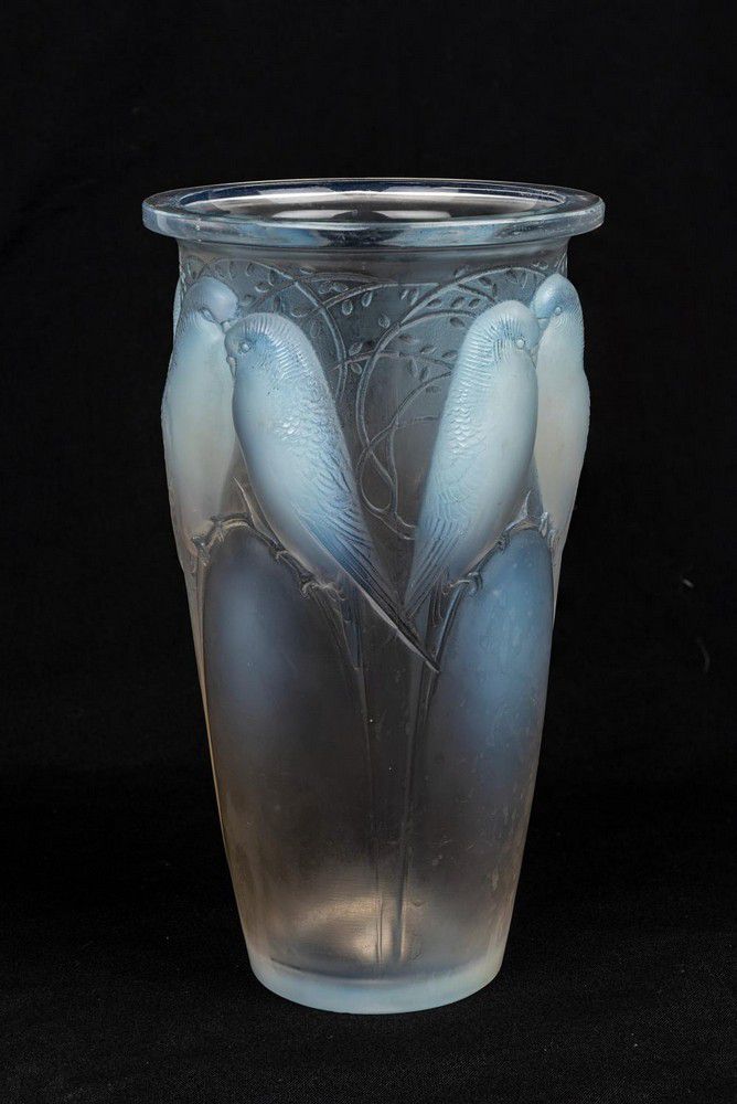Rene Lalique Opalescent Ceylan Vase with Budgerigars Frieze French