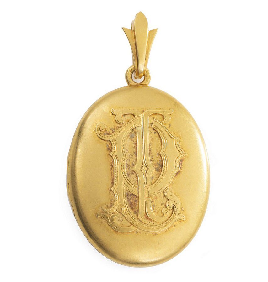 18ct Gold Australian Locket with Initials by H. Steiner Pendants