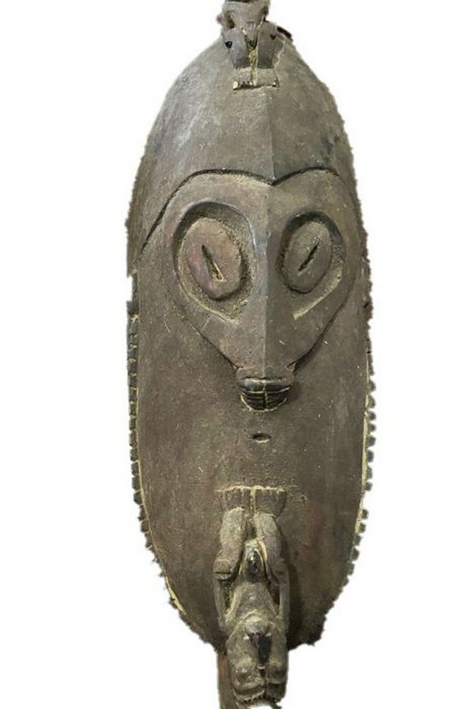 African Wooden Mask with Figure on Chin 31cm African Tribal