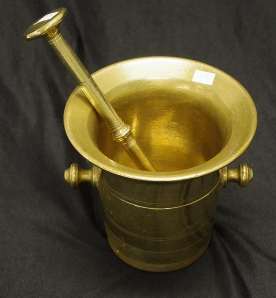 18cm Brass Mortar and Pestle Set Brass Metalware