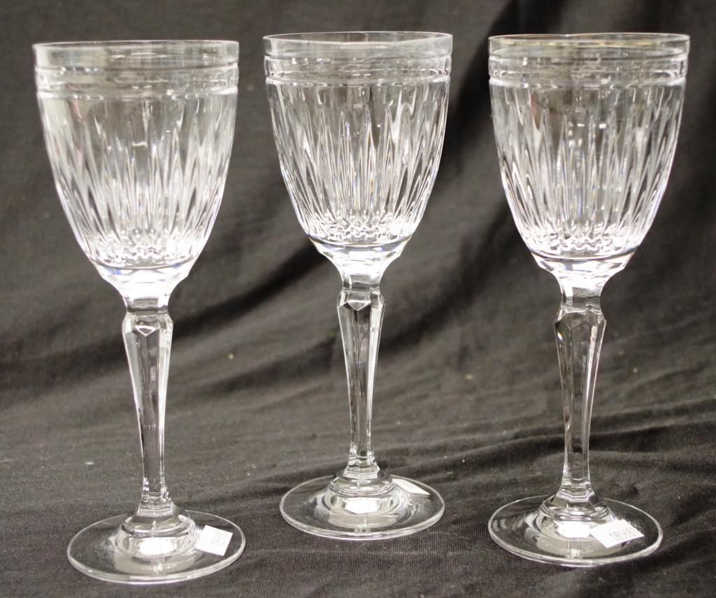 Set of 3 Marquise Wine Glasses, 1 Chipped British 20th Century Glass