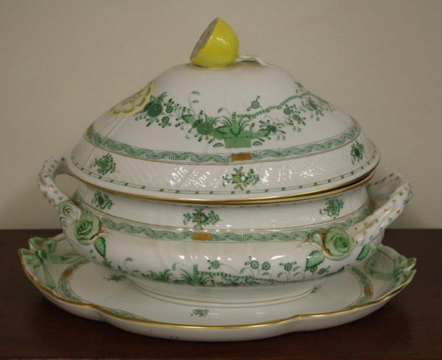 Large Herend Tureen with Lid and Platter Zother 20th Century