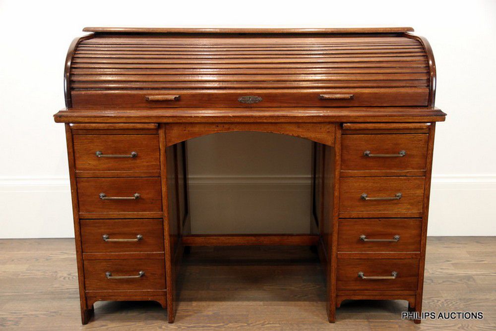 1920s Mahogany Roll Top Desk with Green Leather Surface Desks