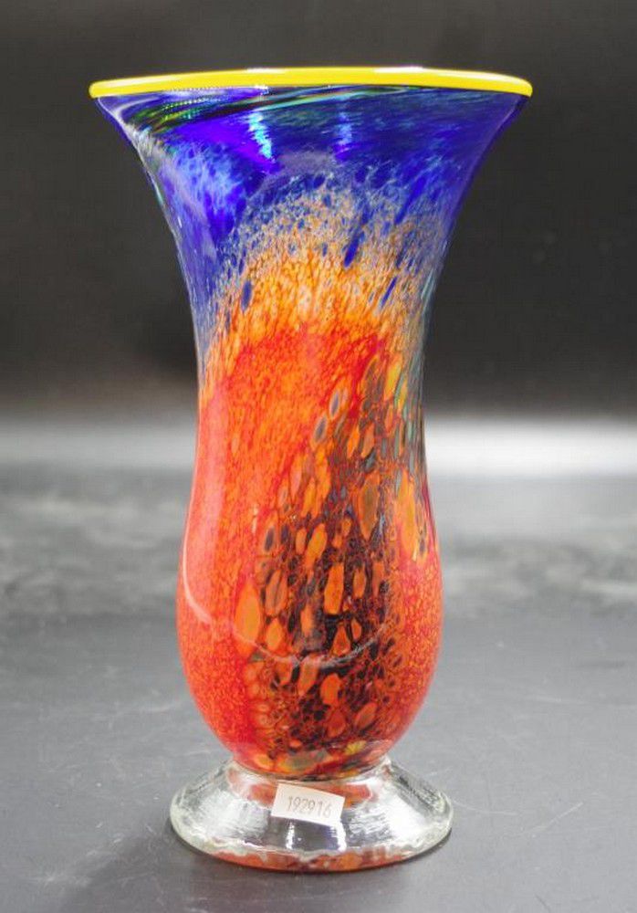 Signed Australian Art Glass Vase, 22.5cm Height Australian Themes