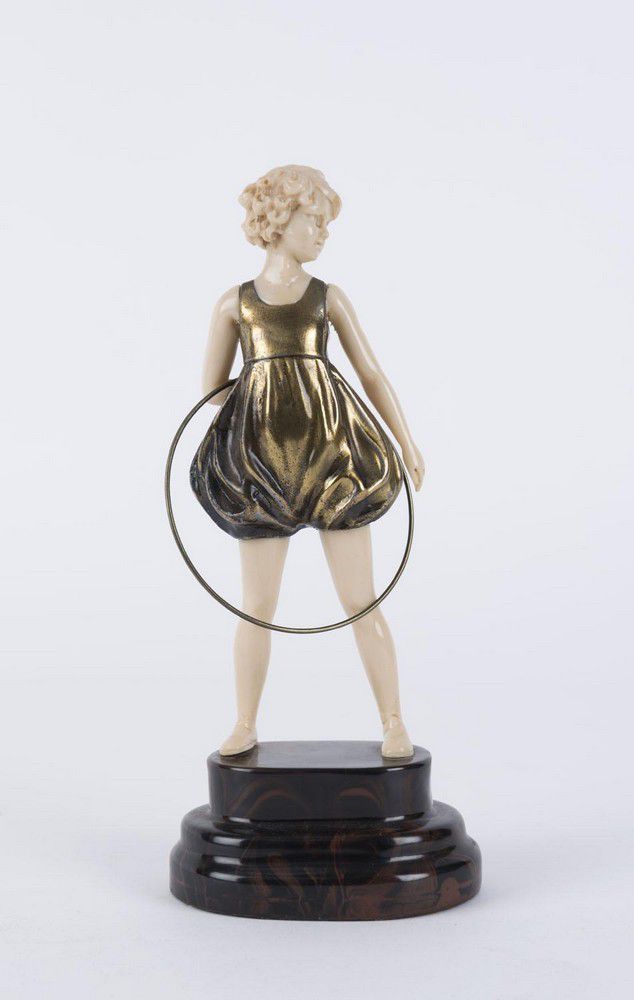 Art Deco Girl with Hoop Statue Figures/Groups Sculpture/Statuary