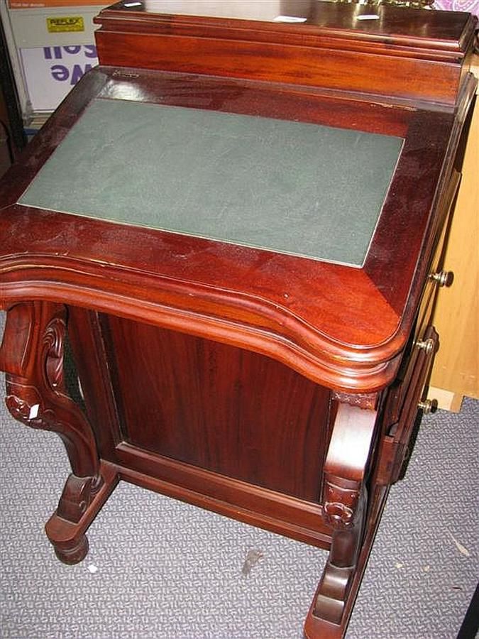 Mahogany Davenport A Tale of Elegance and Beauty Davenports Furniture