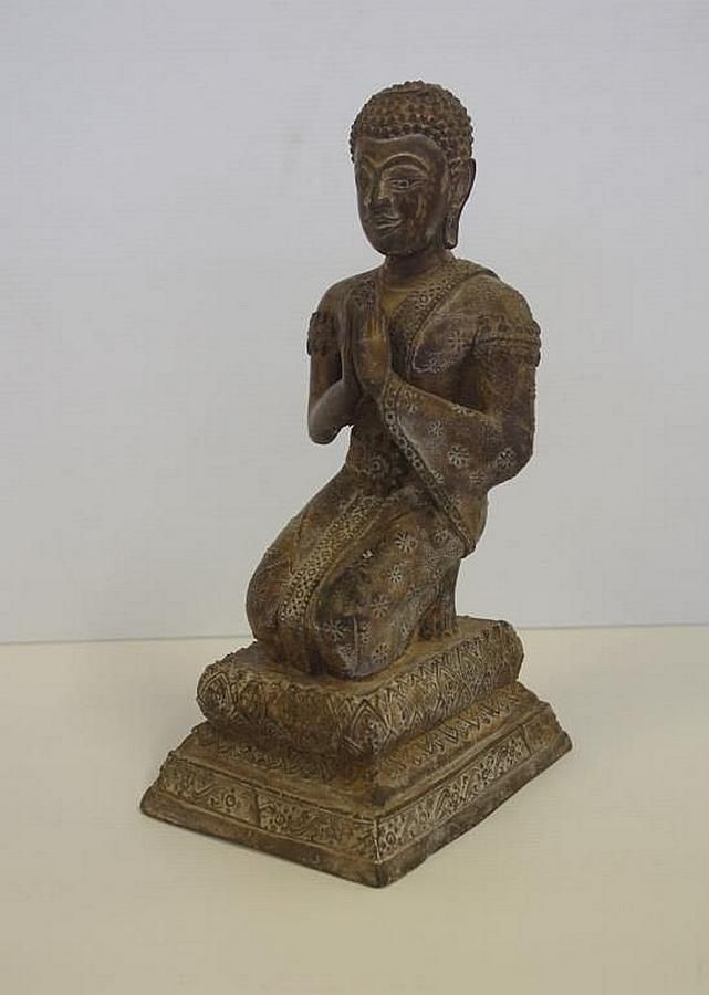 Bronze Kneeling Buddha 23cm Height Bronze Oriental