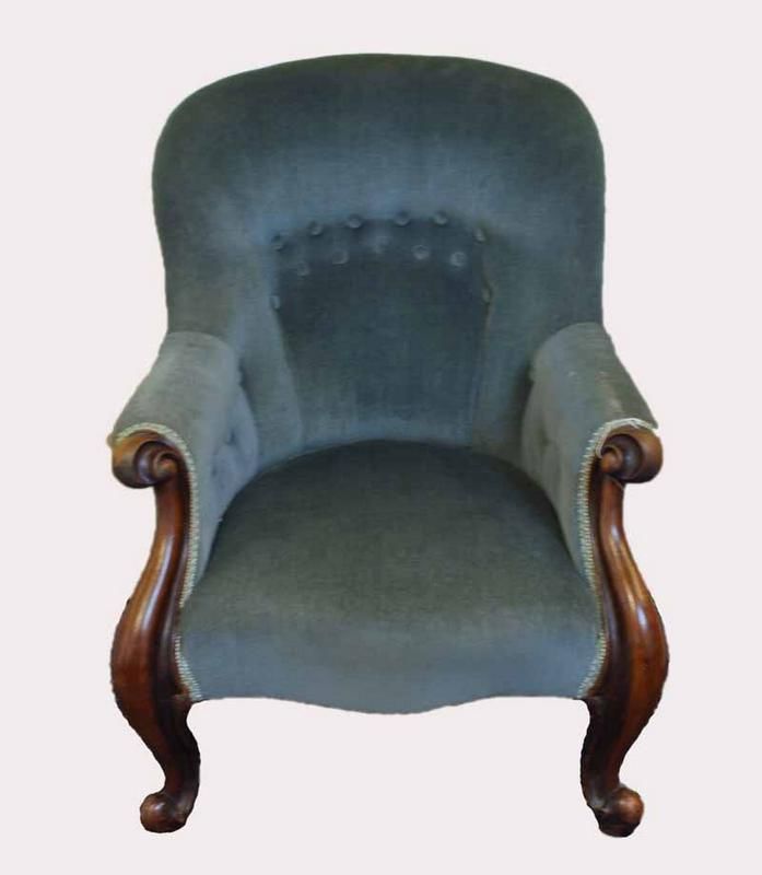 Victorian Mahogany Gentleman's Chair with Carved Details Seating