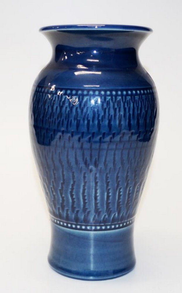 Bendigo Pottery Blue Glaze Vase 25.5cm Height Bendigo Pottery