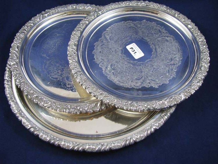 Silverplated Circular Trays Trio Trays, Salvers and Waiters Silver
