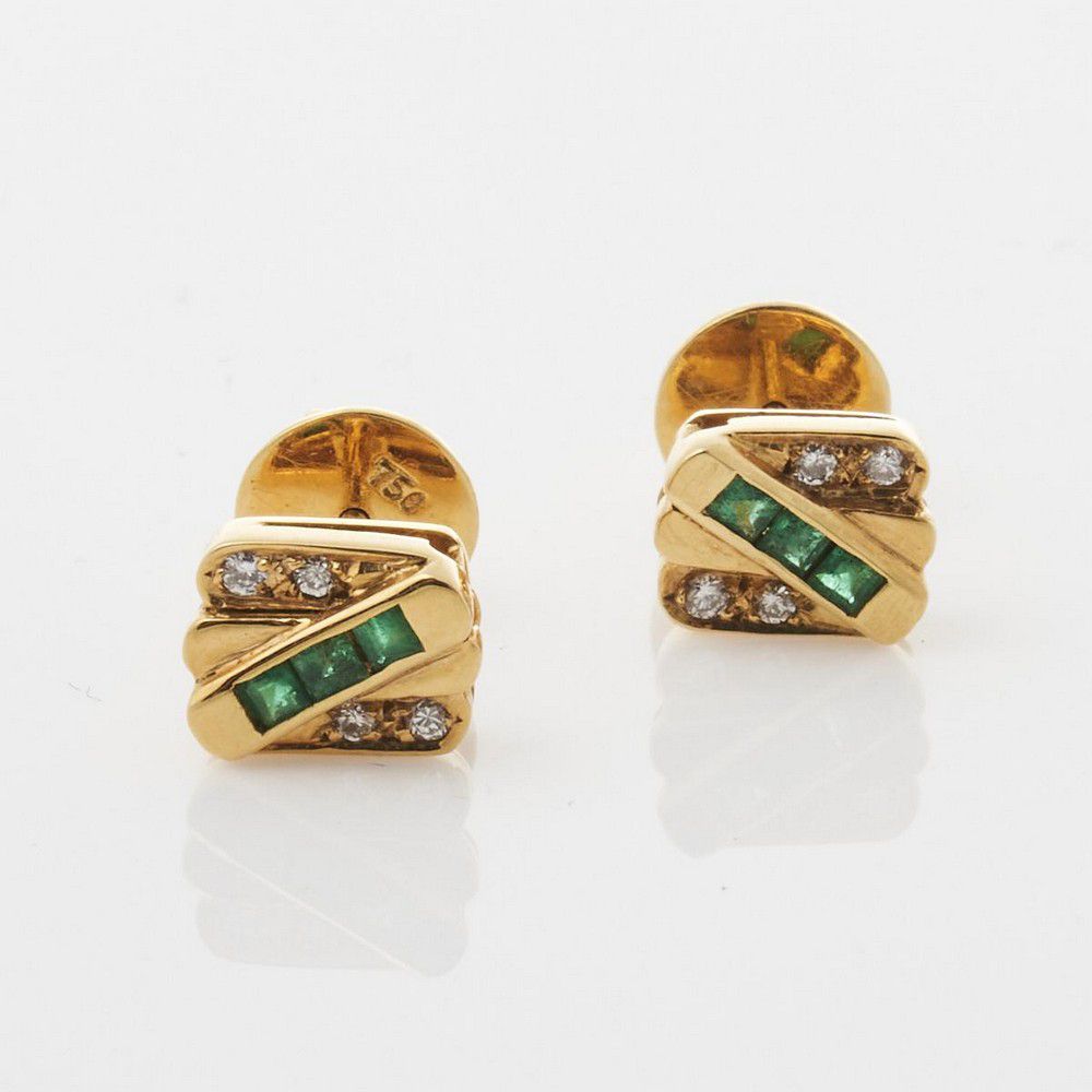 Rectangular Emerald and Diamond Stud Earrings in 18ct Gold Earrings