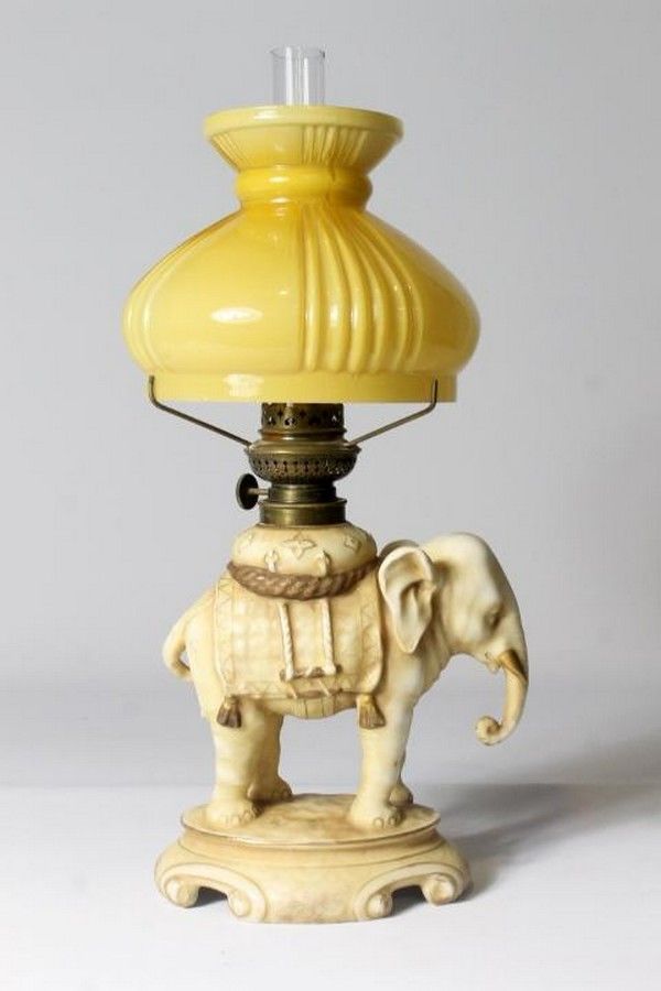Stellmacher's Elephant Oil Lamp with Original Shade Lamps Kerosene