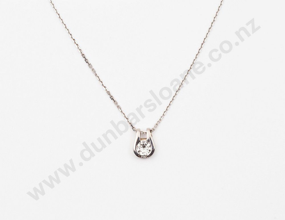 14ct Diamond Pendant on 40cm Chain Pendants/Lockets Jewellery