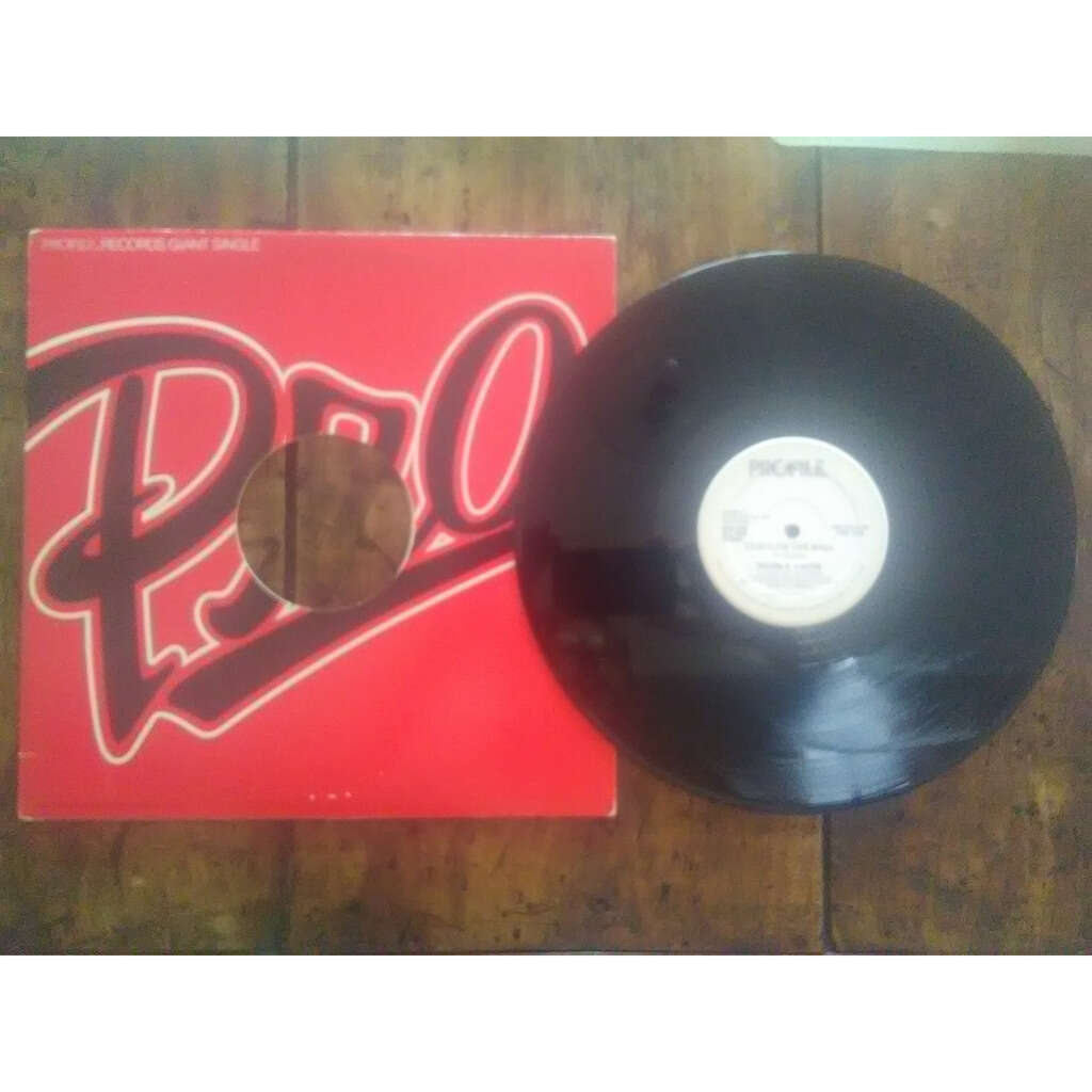 Clock on the wall de Double Vision, Maxi 33T chez funkymarco Ref