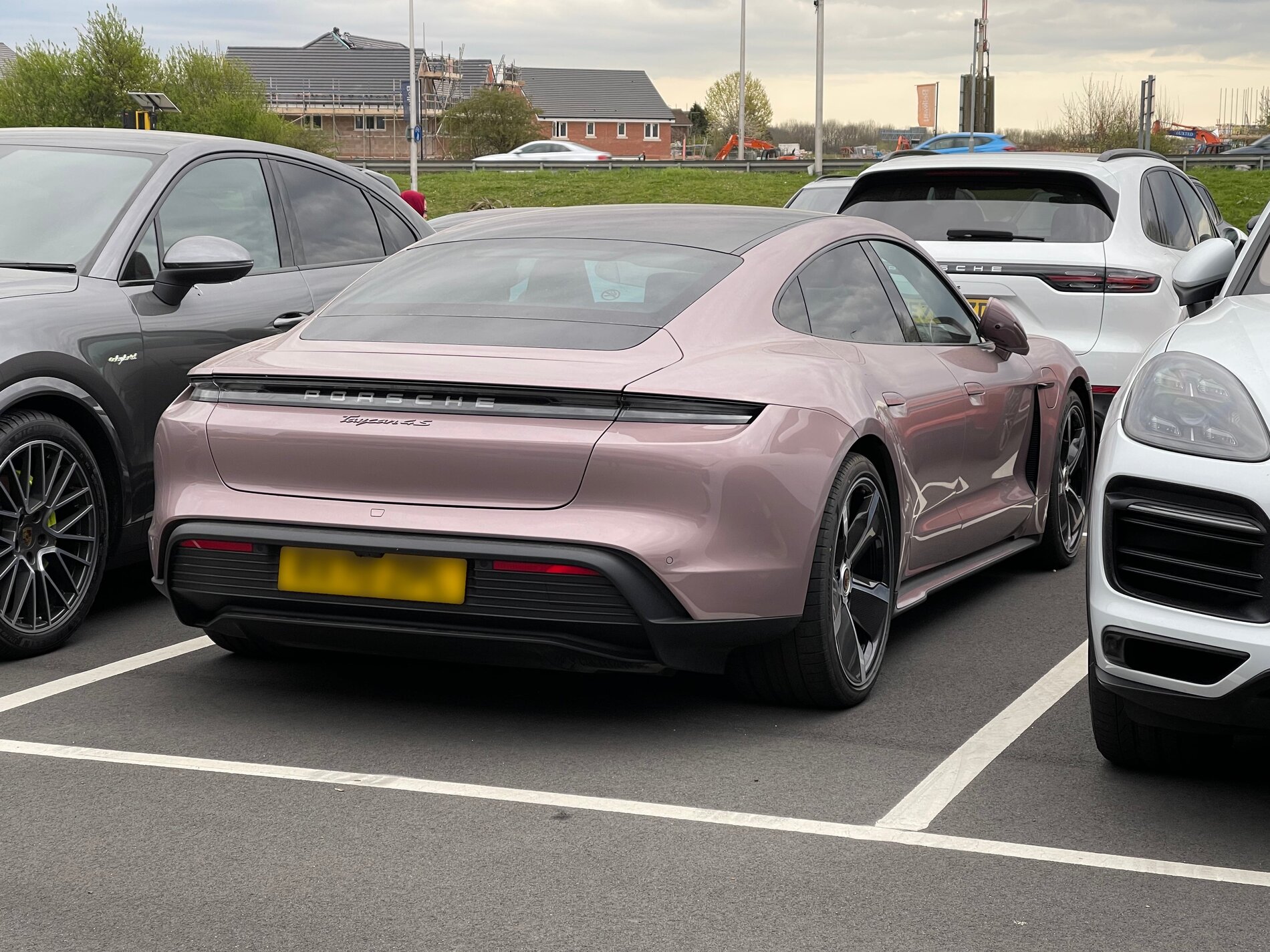 Frozen Berry Metallic Porsche Colors