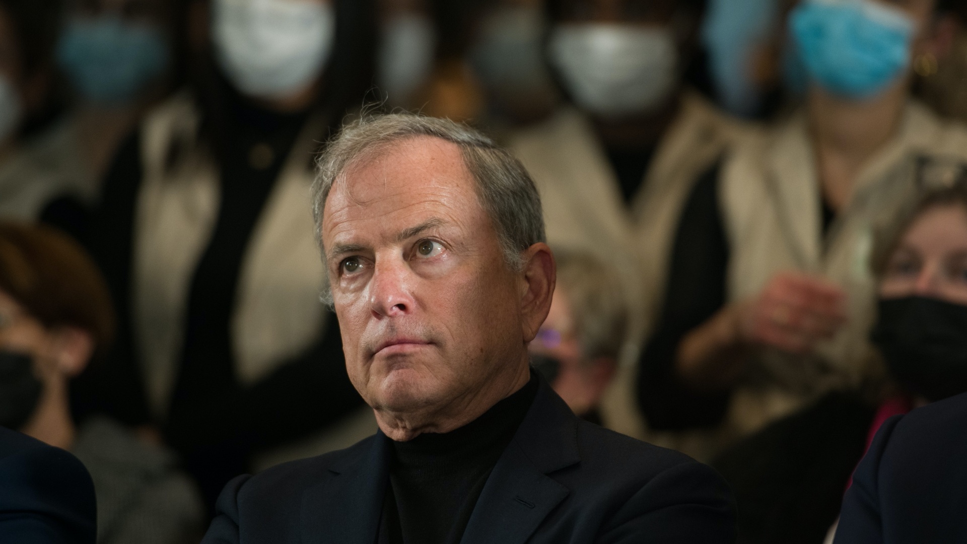 前LV CEO兼董事长Michael Burke出任LVMH集团时尚部门CEO ConCall