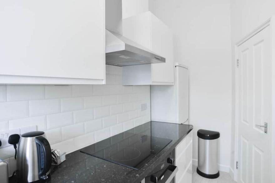 Elegant Studio Apartment in Euston, Camden Town Apartments in Norfolk