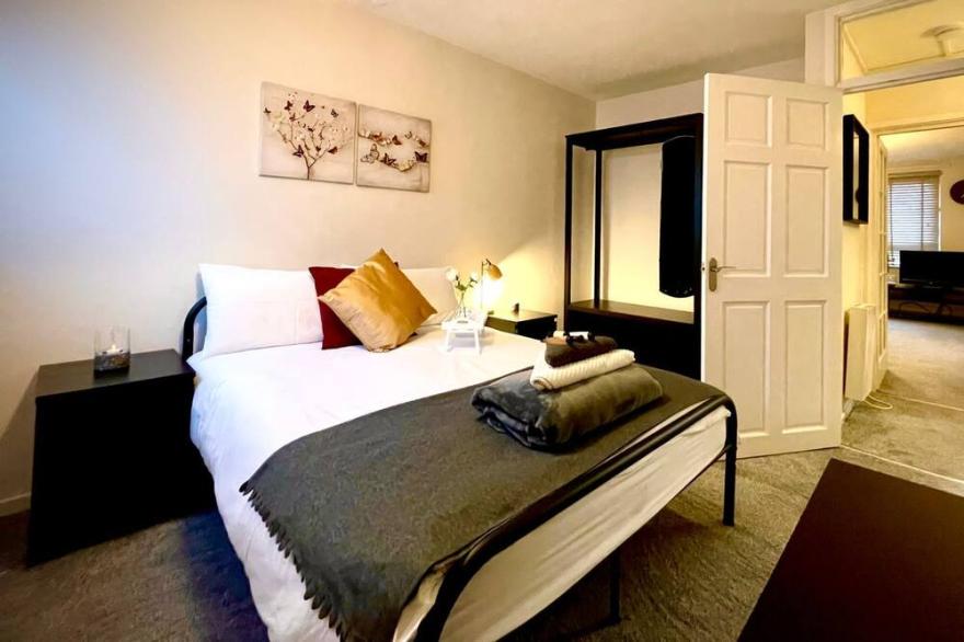 Boutique Apartment in Newcastle upon Tyne Sleeps upto 4 Apartments