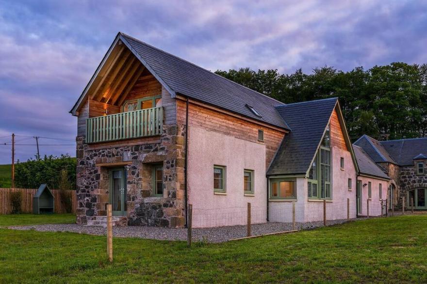 4 Bedroom in Dunbog, near Cupar Cottages in Fife sleeping 8