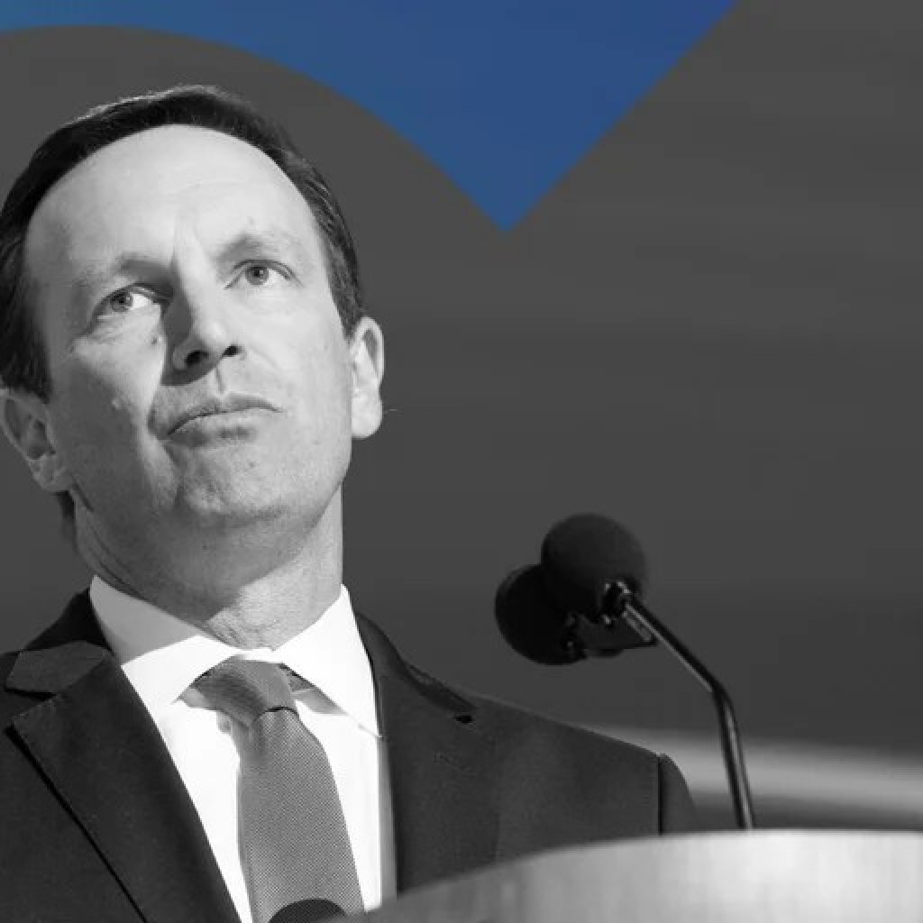 Senator Flags White Home 'Corruption' Considerations Over Iran Warfare Predictions Markets – Decrypt