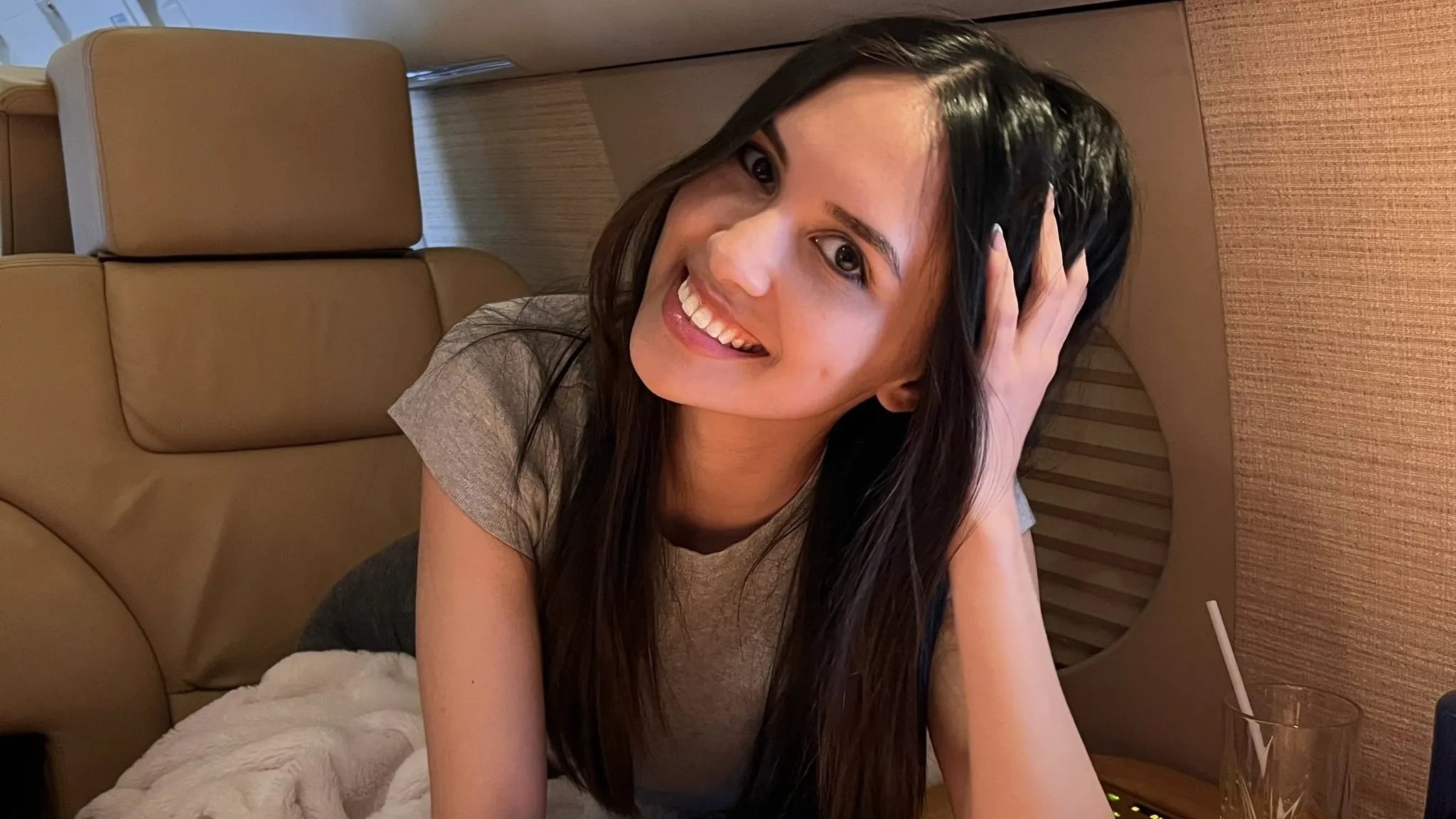 This 23Year Old Snapchat Star Can Be Your AI Girlfriend—For a Price