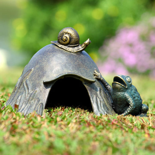 10 Beautiful Toad Houses to Spice Up your Garden Design Swan