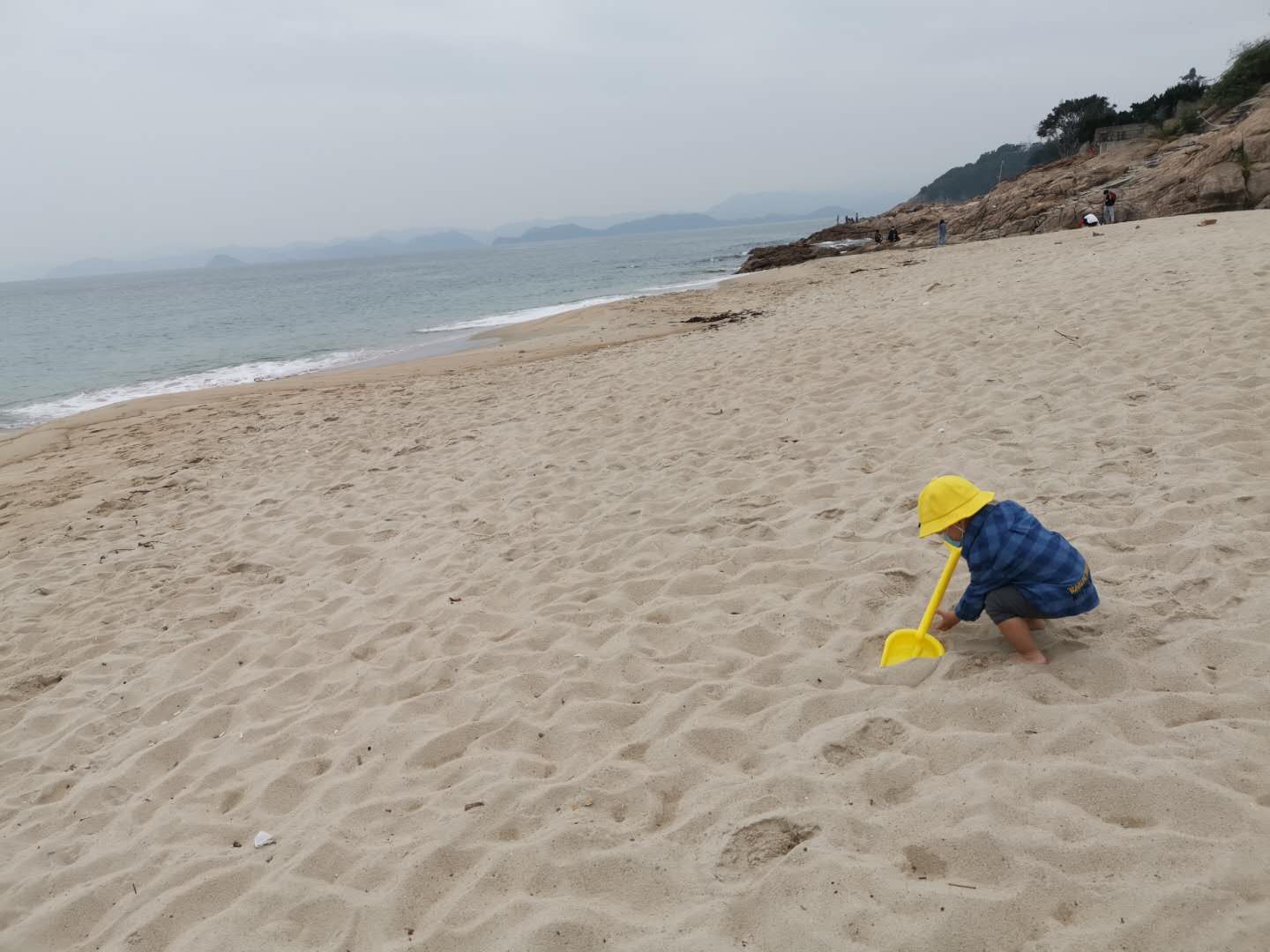 为什么不敢去人多的地方 自卑一个人哪里也不敢去 自媒体热点
